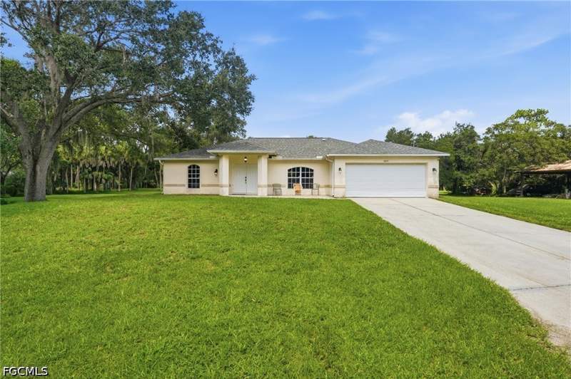 3 bedroom SingleFamilyResidence at 18371 Slater Rd, North Fort Myers, North Fort Myers — photo 3
