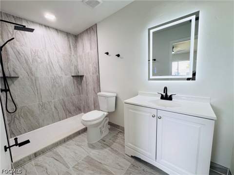 718 Rue Labeau Cir, Fort Myers FL - photo 18 of 22