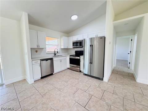 718 Rue Labeau Cir, Fort Myers FL - photo 9 of 22