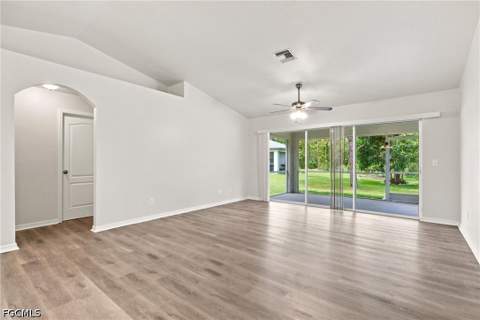 752 Barclay Ave, Lehigh Acres FL - photo 14 of 44