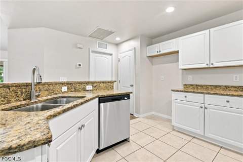 752 Barclay Ave, Lehigh Acres FL - photo 18 of 44