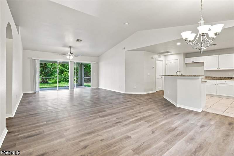 3 bedroom SingleFamilyResidence at 752 Barclay Ave, Mirror Lakes, Lehigh Acres — photo 2