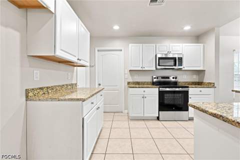 752 Barclay Ave, Lehigh Acres FL - photo 21 of 44