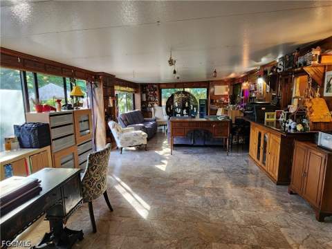 1370 Harbor View Dr, North Fort Myers FL - photo 13 of 42