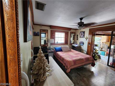 1370 Harbor View Dr, North Fort Myers FL - photo 15 of 42