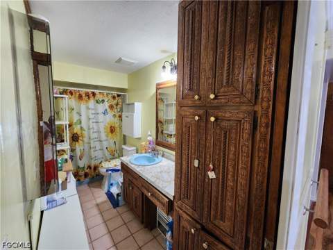1370 Harbor View Dr, North Fort Myers FL - photo 21 of 42