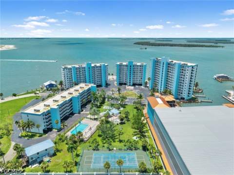 15021 Punta Rassa Rd 403, Fort Myers FL - photo 13 of 44