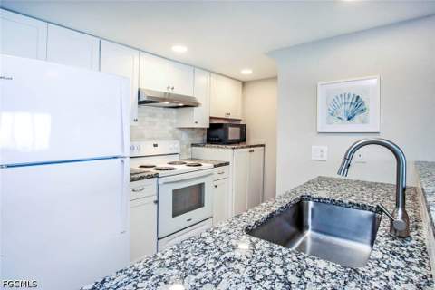 5321 Bayside Villas, Captiva FL - photo 16 of 48