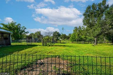 9200 Nalle Grade Rd, North Fort Myers FL - photo 9 of 50