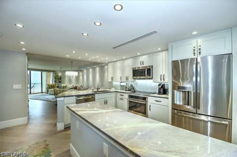 380 Seaview Ct 1404, Marco Island FL - photo 8 of 40