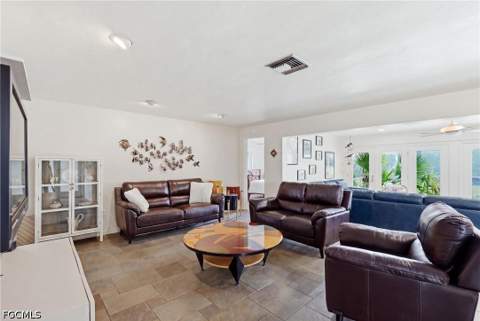 6561 E Town And River Rd, Fort Myers FL - photo 9 of 32