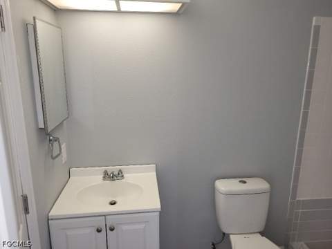5629 Foxlake Dr, North Fort Myers FL - photo 10 of 10