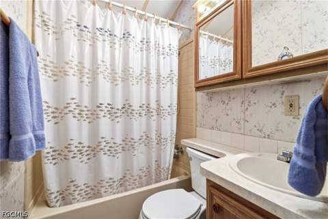 45 Shifting Sands Ave, Bonita Springs FL - photo 9 of 23