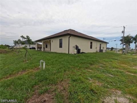 2423 NW 6th St, Cape Coral FL - photo 7 of 24