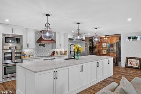625 Sunnyside Ct, Fort Myers FL - photo 10 of 50