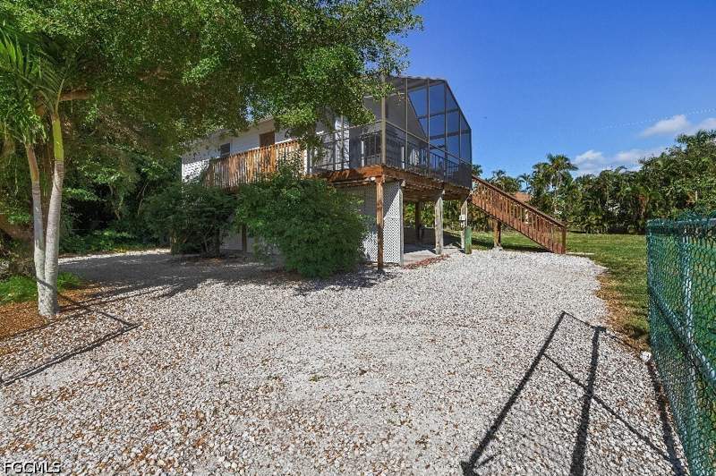 3 bedroom SingleFamilyResidence at 5888 Sea Bass Rd, Pine Island Ridge, Bokeelia — photo 2