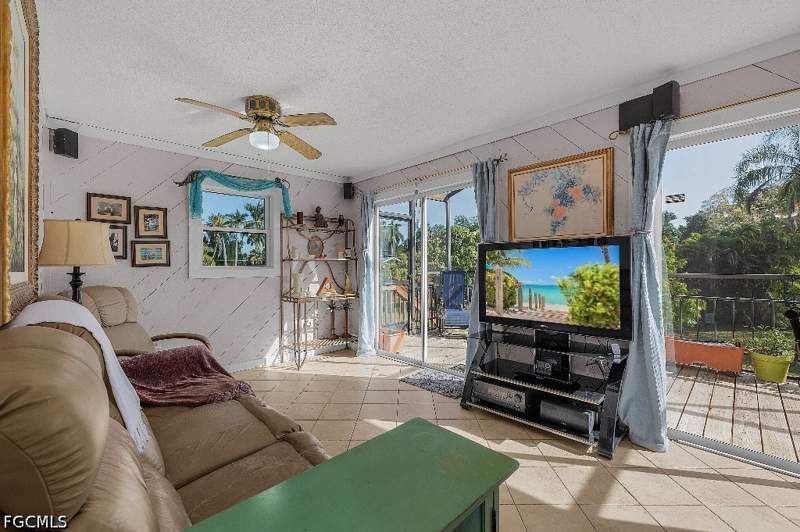 3 bedroom SingleFamilyResidence at 5888 Sea Bass Rd, Pine Island Ridge, Bokeelia — photo 5