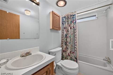 10451 Wales Loop, Bonita Springs FL - photo 13 of 30