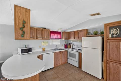 10451 Wales Loop, Bonita Springs FL - photo 6 of 30