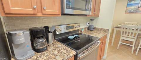 13671 Julias Way 1225, Fort Myers FL - photo 17 of 22