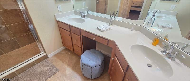 2 bedroom Condominium at 13671 Julias Way 1225, Palmetto Cove, Fort Myers — photo 4