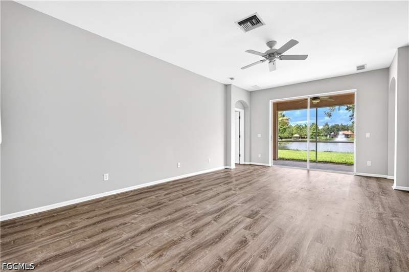 4 bedroom SingleFamilyResidence at 7586 Sika Deer Way, Casa Del Lago, Fort Myers — photo 3
