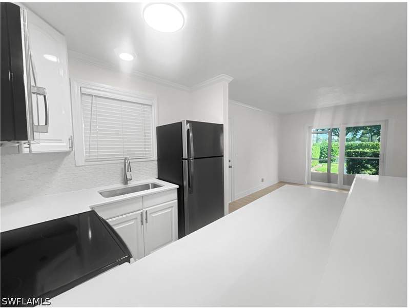 2 bedroom Condominium at 766 Central Ave 113, Central Garden, Naples — photo 4