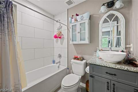 5011 Dania Cir, Labelle FL - photo 11 of 24