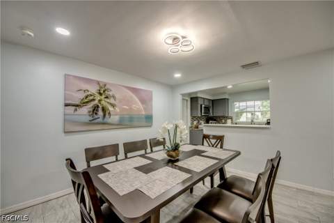 510 SW 51st Ter, Cape Coral FL - photo 15 of 38