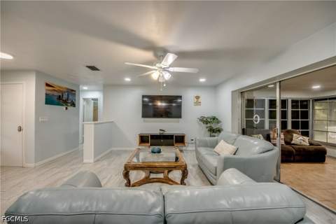 510 SW 51st Ter, Cape Coral FL - photo 6 of 38