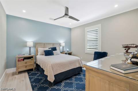 564 Spinnaker Dr, Marco Island FL - photo 15 of 40