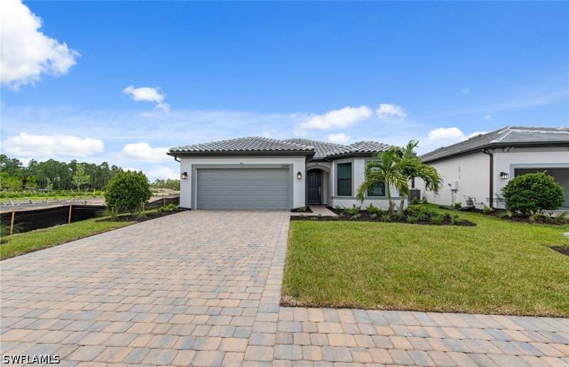 3 bedroom SingleFamilyResidence at 2049 Terreno Blvd, Terreno At Valencia, Naples — photo 2