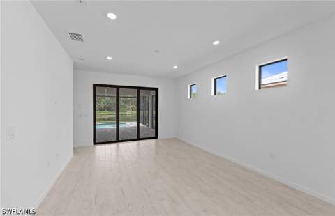 2121 Seville Ln, Naples FL - photo 16 of 36