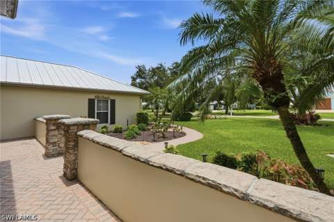 4651 Castalia Ct, Fort Myers FL - photo 6 of 50
