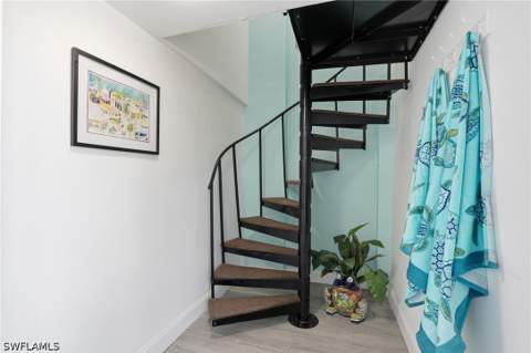 5431 Oak Ridge Ave, Fort Myers Beach FL - photo 10 of 34