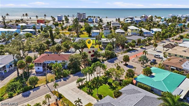 2 bedroom SingleFamilyResidence at 5431 Oak Ridge Ave, Gulf Heights, Fort Myers Beach — photo 2