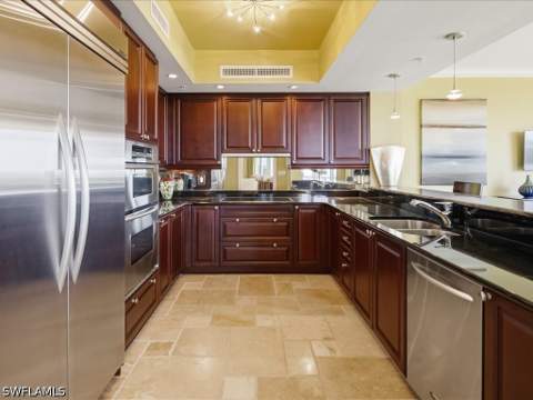 1050 Borghese Ln 1004, Naples FL - photo 15 of 38