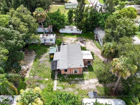 9890 Orange River Blvd, Fort Myers FL - photo 12 of 21
