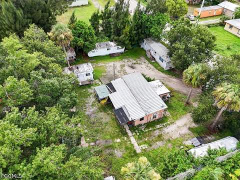 9890 Orange River Blvd, Fort Myers FL - photo 17 of 21