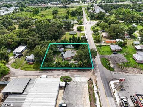 9890 Orange River Blvd, Fort Myers FL - photo 9 of 21