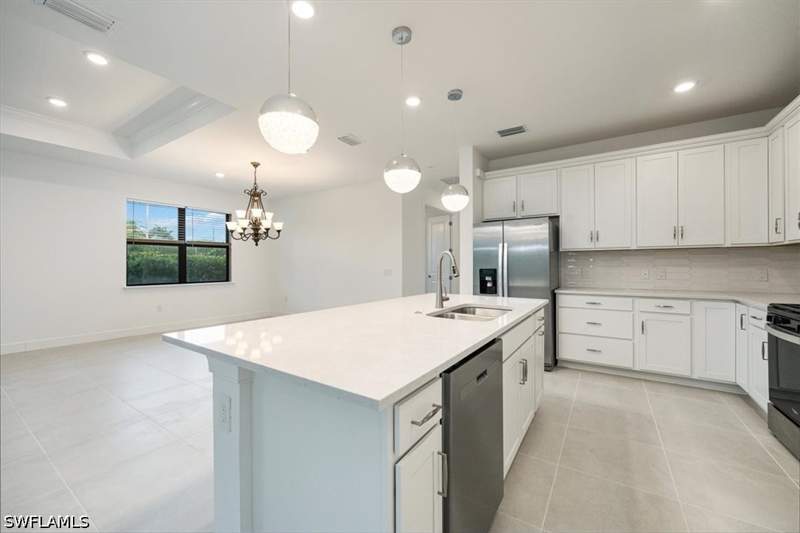 3 bedroom SingleFamilyResidence at 10335 Ventana Ln, Ventana Pointe, Naples — photo 4