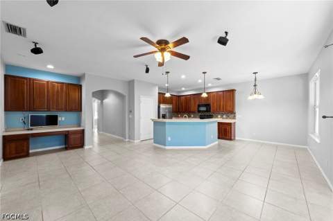 13261 Hampton Park Ct, Fort Myers FL - photo 7 of 37