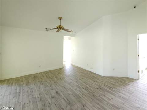 561 Foxcreek Dr, Lehigh Acres FL - photo 10 of 47