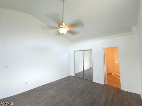 561 Foxcreek Dr, Lehigh Acres FL - photo 23 of 47