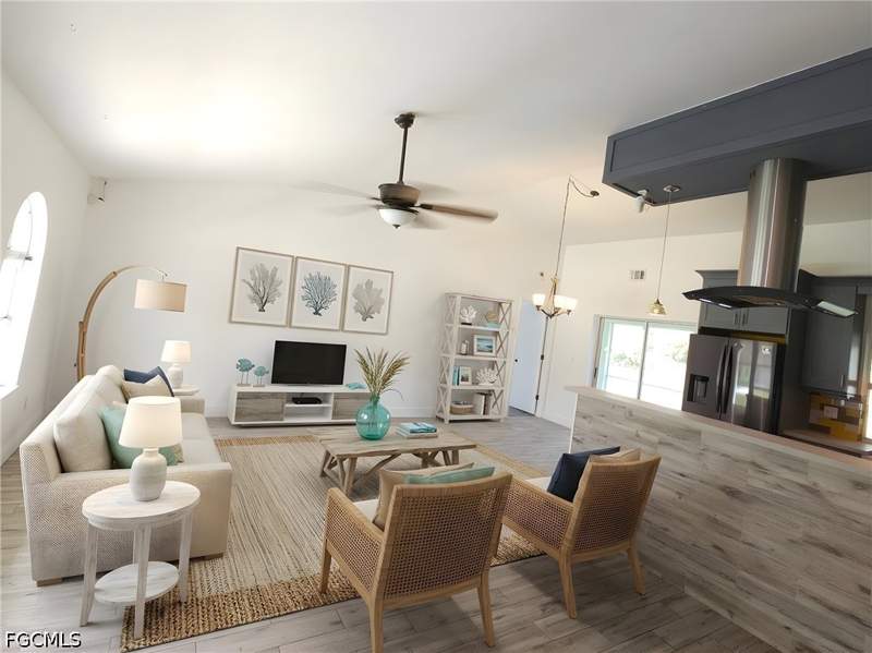4 bedroom SingleFamilyResidence at 561 Foxcreek Dr, Mirror Lakes, Lehigh Acres — photo 5