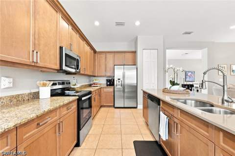 3846 Pleasant Springs Dr, Naples FL - photo 13 of 47