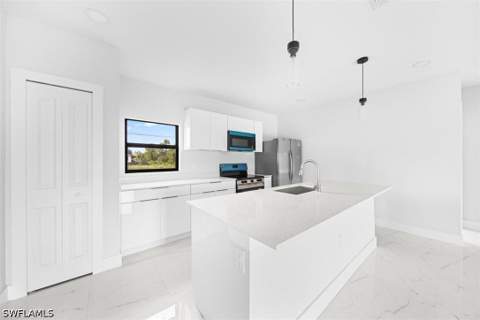 2814 12th St SW, Lehigh Acres FL - photo 13 of 32
