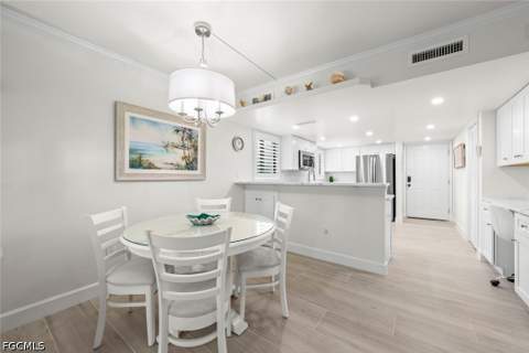 671 E Gulf Dr 3A1, Sanibel FL - photo 11 of 50