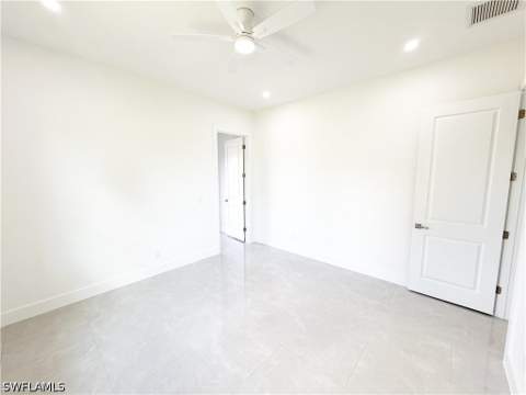 508 Herrin Ave, Lehigh Acres FL - photo 18 of 39