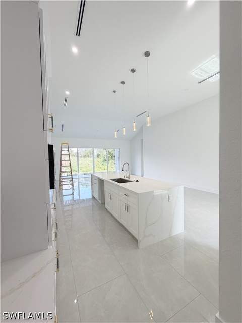 508 Herrin Ave, Lehigh Acres FL - photo 8 of 39